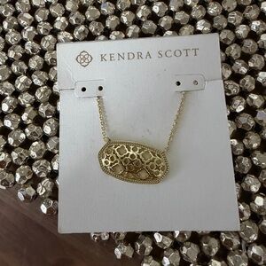 NWT Kendra Scott LARGE Elisa Pendant Necklace